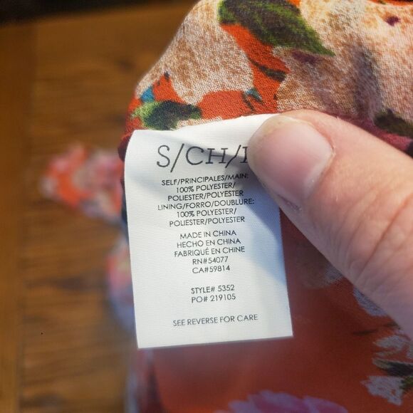 CAbi lush floral cold shoulder blouse sz small - Picture 4 of 5